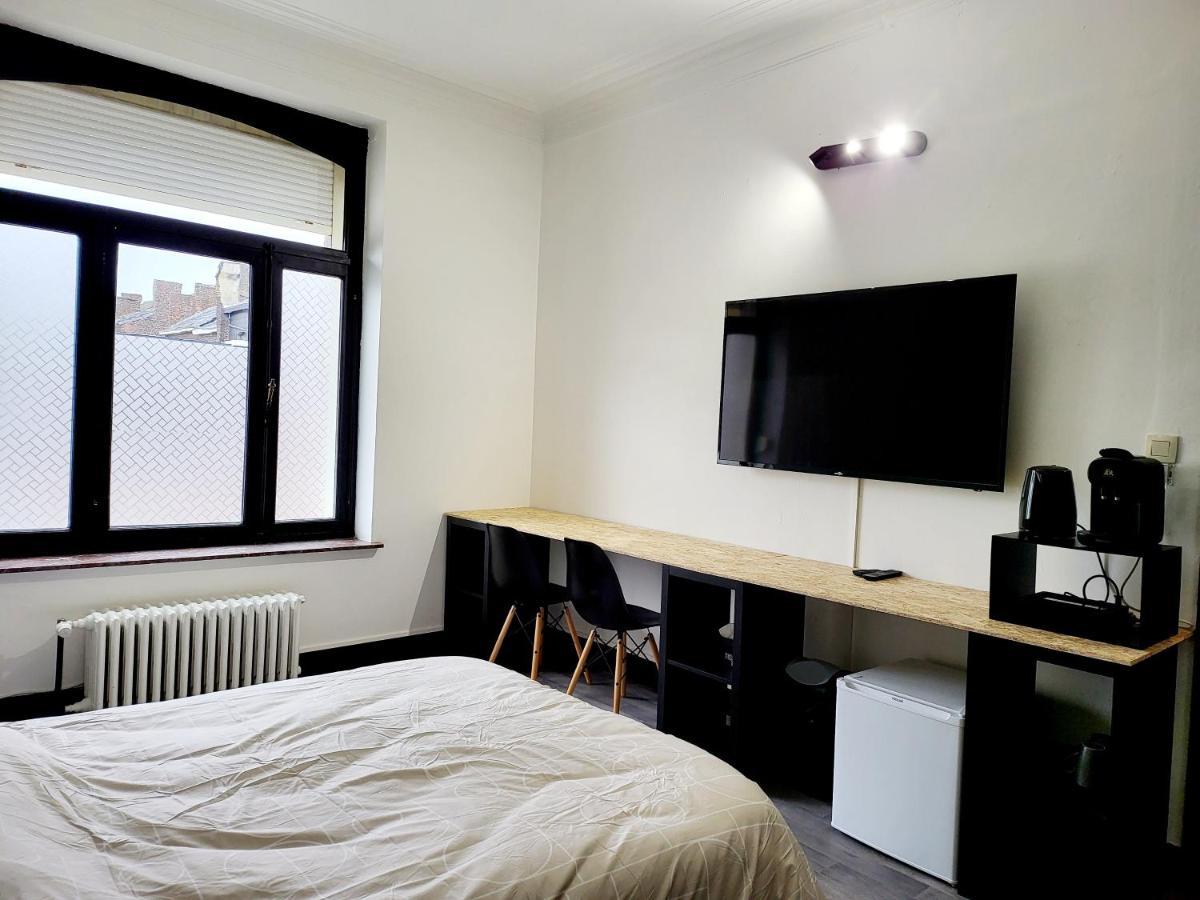 Private Industrial Room In Center Of Charleroi Eksteriør billede